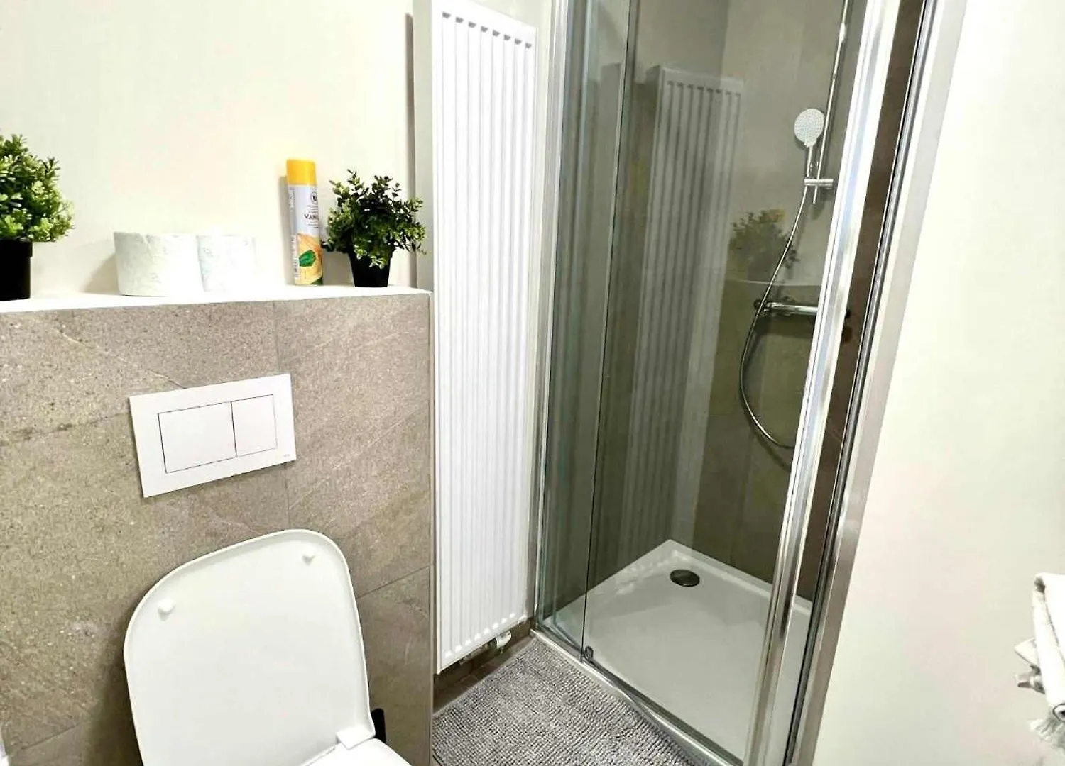 Nice Accommodation Close To Atomium Brussels Belgium